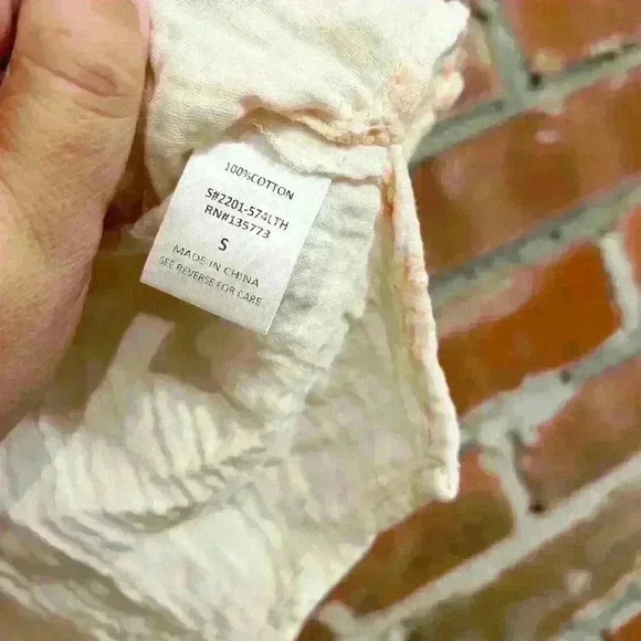 Talulah Gauze Cotton Floral Button Up Size Small - Picture 4 of 7